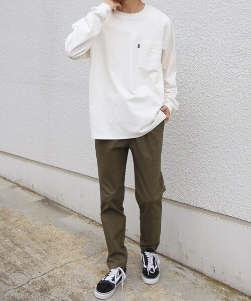 SHIPS any(シップス エニィ)の「【WEB限定】〈洗濯機可能〉リラックス ナイロンポケット クルーネック Tシャツ(ロンT)◇(Tシャツ/カットソー・メンズ・ネイビー/オリーブ/ホワイト・LARGE/MEDIUM/SMALL/X-LARGE)」の20枚目の写真