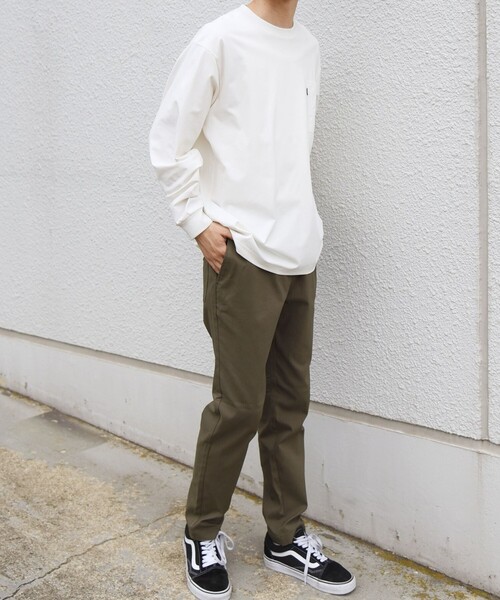 SHIPS any(シップス エニィ)の「【WEB限定】〈洗濯機可能〉リラックス ナイロンポケット クルーネック Tシャツ(ロンT)◇(Tシャツ/カットソー・メンズ・ネイビー/オリーブ/ホワイト・LARGE/MEDIUM/SMALL/X-LARGE)」の21枚目の写真