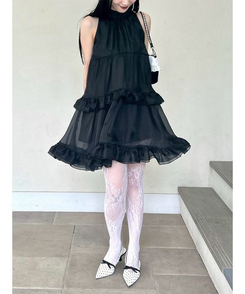 LILY BROWN(リリーブラウン)の「アメスリティアードフリルワンピース(ワンピース・レディース・アイボリー/ブラック/ライトブルー・F)」の17枚目の写真