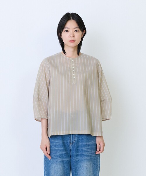 LOISIR(ロワズィール)の「エステルコットンストライプボトルスリーブブラウス(シャツ/ブラウス・レディース・ベージュ系その他・FREE)」の5枚目の写真