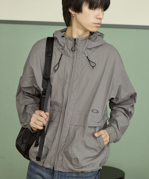 OAKLEY(オークリー)の「OAKLEY/オークリー FGL VAPOR JACKET 1.0 限定展開(ナイロンジャケット・メンズ・グレー/ブラック・LARGE/MEDIUM/SMALL)」の17枚目の写真