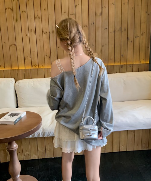 CHEER（チアー）の「ドッグマスコット付き ワンショルダーロンT / アシメカット オフショルルーズトップス（ワンちゃん取り外し可能）（Tシャツ/カットソー・レディース・ブラック/グレー・FREE）」の13枚目の写真