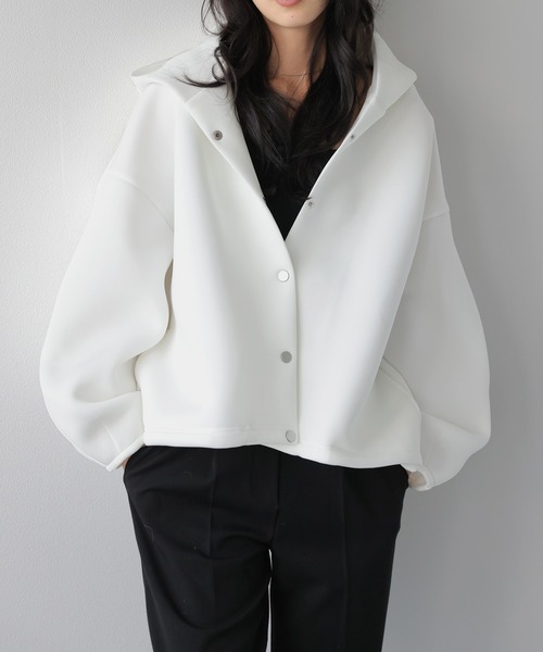AMELY(エミリー)の「ダンボールニットパーカー/ショート丈/軽量(パーカー・レディース・グレー/ホワイト/ブラック・フリー)」の1枚目の写真
