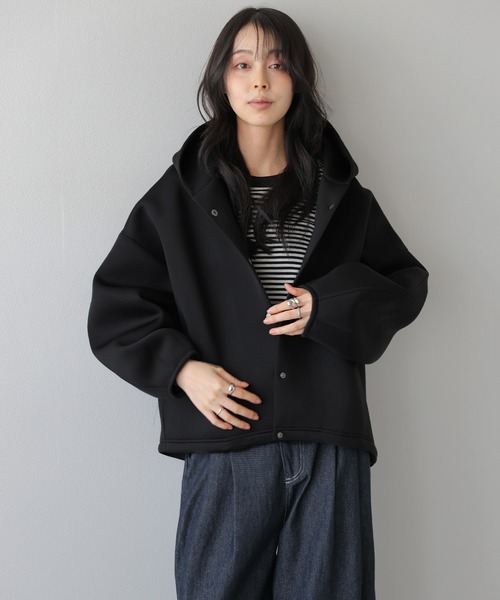 AMELY(エミリー)の「ダンボールニットパーカー/ショート丈/軽量(パーカー・レディース・グレー/ホワイト/ブラック・フリー)」の20枚目の写真