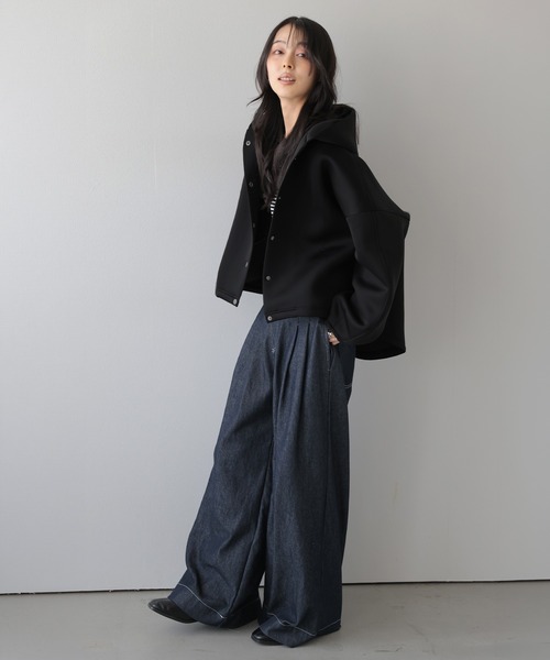 AMELY(エミリー)の「ダンボールニットパーカー/ショート丈/軽量(パーカー・レディース・グレー/ホワイト/ブラック・フリー)」の11枚目の写真