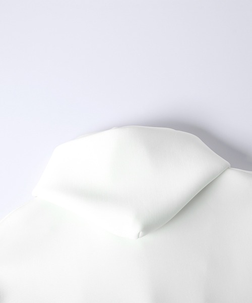 AMELY(エミリー)の「ダンボールニットパーカー/ショート丈/軽量(パーカー・レディース・グレー/ホワイト/ブラック・フリー)」の7枚目の写真