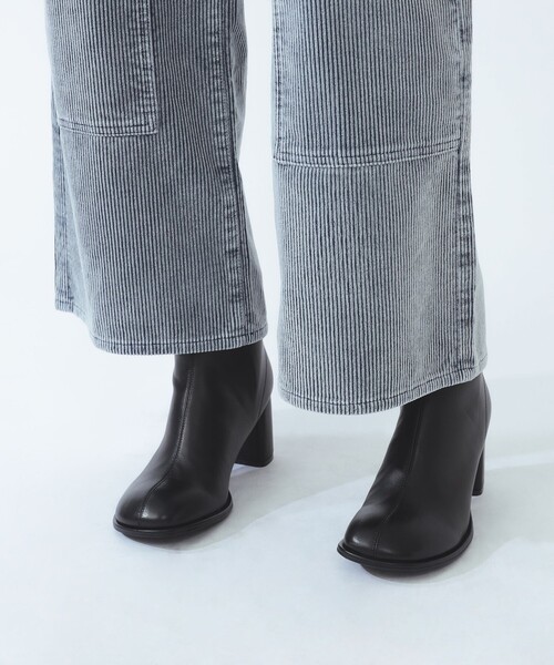 Ray BEAMS（レイビームス）の「コーディロイ ニーパッチ パンツ（その他パンツ・レディース・ブルー/ブラウン・MEDIUM/SMALL）」の19枚目の写真