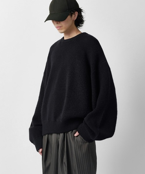 Lui's(ルイス)の「【Neucon】VOLUME CROPPED CREW KNIT / 畦編みボリュームクロップドクルーネックニット(ニット/セーター・メンズ・グレー/ブラウン/ブラック/ネイビー・2/1)」の8枚目の写真