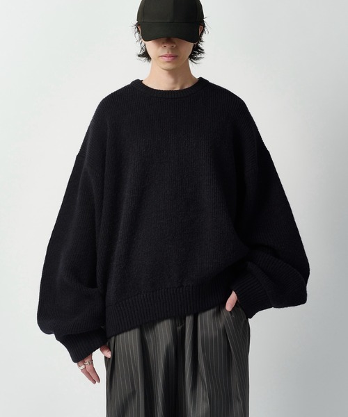 Lui's(ルイス)の「【Neucon】VOLUME CROPPED CREW KNIT / 畦編みボリュームクロップドクルーネックニット(ニット/セーター・メンズ・グレー/ブラウン/ブラック/ネイビー・2/1)」の6枚目の写真