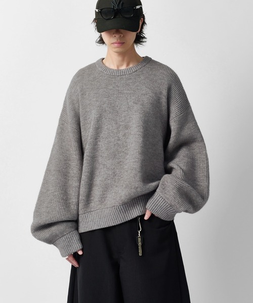 Lui's(ルイス)の「【Neucon】VOLUME CROPPED CREW KNIT / 畦編みボリュームクロップドクルーネックニット(ニット/セーター・メンズ・グレー/ブラウン/ブラック/ネイビー・2/1)」の19枚目の写真