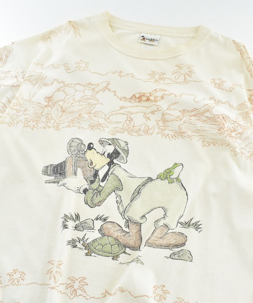 LABORATORY R(ラボラトリーアール)の「【USED】90’s Disney “Goofy” AOP キャラクター Tシャツ USA製(Tシャツ/カットソー・メンズ・ベージュ・XX-LARGE)」の2枚目の写真