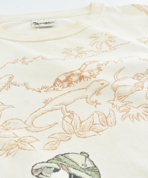 LABORATORY R(ラボラトリーアール)の「【USED】90’s Disney “Goofy” AOP キャラクター Tシャツ USA製(Tシャツ/カットソー・メンズ・ベージュ・XX-LARGE)」の5枚目の写真