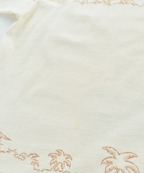 LABORATORY R(ラボラトリーアール)の「【USED】90’s Disney “Goofy” AOP キャラクター Tシャツ USA製(Tシャツ/カットソー・メンズ・ベージュ・XX-LARGE)」の11枚目の写真