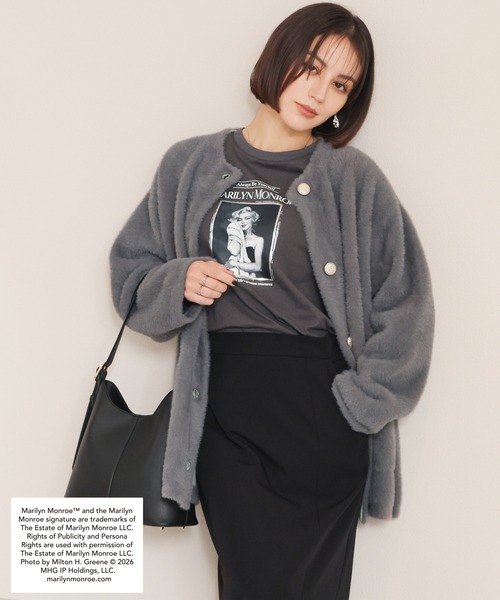 GLACIER lusso(グラシアルッソ)の「マリリン・モンロー/Tシャツ(Tシャツ/カットソー・レディース・スミクロ/ホワイト×ピンク/ホワイト×ブルー・L/LL/M/S)」の3枚目の写真