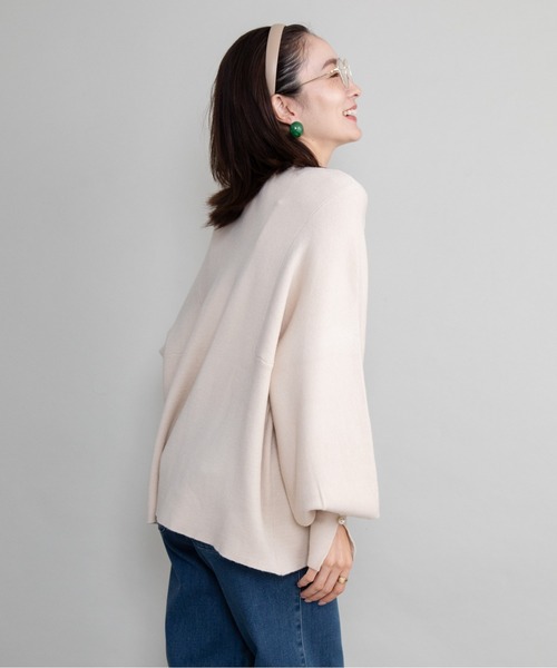 lodie(ロディ)の「【全6色展開】袖パール バルーン袖ニット(ニット/セーター・レディース・ブラック/オフホワイト/グリーン/ブルー/レッド/グレイッシュベージュ・FREE)」の17枚目の写真
