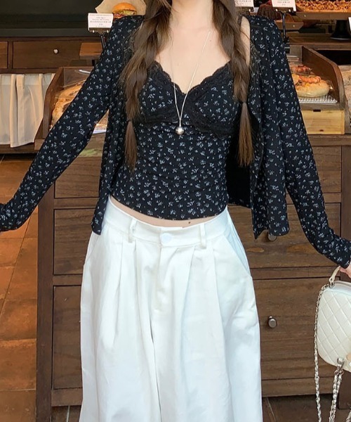 mebole（メボレ）の「flower camisole+cardigan ensemble（アンサンブル・レディース・ブラック・FREE）」の13枚目の写真