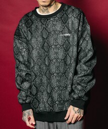 Patterned sweatshirt
