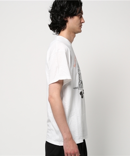 JUNK FOOD(ジャンクフード)の「MUSIC IS MY BEST FRIEND/スヌーピー Tシャツ(Tシャツ/カットソー・メンズ・ホワイト・SMALL/MEDIUM/LARGE)」の2枚目の写真