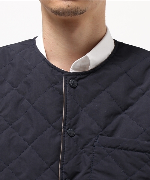 HYSTERIC GLAMOUR(ヒステリックグラマー)の「プリマロフトポリエステルタフタ リバーシブルベスト(ダウンベスト・メンズ・ベージュ/ネイビー/ブラック・SMALL/MEDIUM/LARGE)」の7枚目の写真