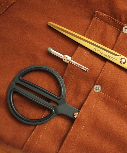 HIGHTIDE（ハイタイド）の「TOOLS to LIVEBY ツールズ トゥ リブバイ シザーズ 8 ゴールド はさみ（ステーショナリー・メンズ・ブラック/ゴールド・FREE）」の3枚目の写真