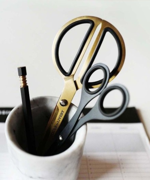 HIGHTIDE（ハイタイド）の「TOOLS to LIVEBY ツールズ トゥ リブバイ シザーズ 8 ゴールド はさみ（ステーショナリー・メンズ・ブラック/ゴールド・FREE）」の6枚目の写真