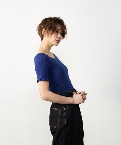 AZUL by moussy（アズールバイマウジー）の「ランダムリブオフショルニットプルオーバー（ニット/セーター・レディース・ブラック/トップグレー/オレンジ系その他/ダークブルー・LARGE/SMALL/MEDIUM）」の6枚目の写真