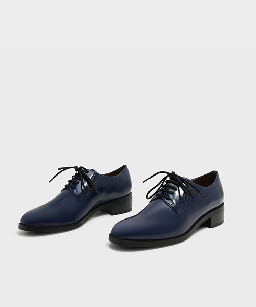 CHARLES & KEITH（チャールズ & キース）の「レースアップフラット / LACE-UP FLATS（モカシン/デッキシューズ・レディース・ネイビー・22.5cm/25cm/23.5cm/23cm/24.5cm）」の6枚目の写真