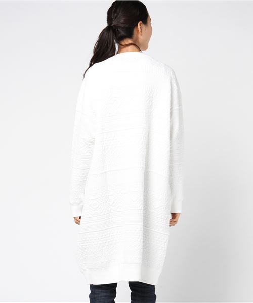 Ne-net（ネネット）の「(S)フェアアイルキルト（カーディガン/ボレロ・レディース・ダークグレー/オフホワイト・02）」の8枚目の写真