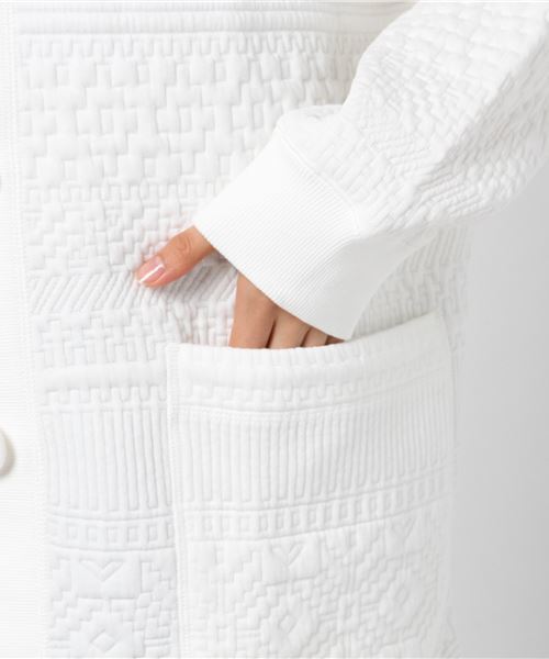 Ne-net（ネネット）の「(S)フェアアイルキルト（カーディガン/ボレロ・レディース・ダークグレー/オフホワイト・02）」の9枚目の写真