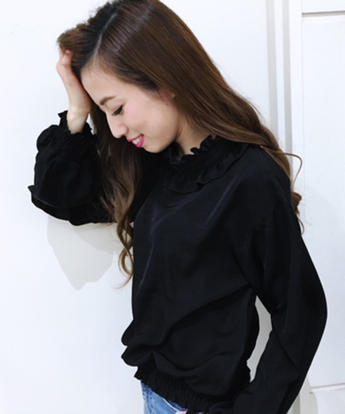 VENCEEXCHANGE（ヴァンスエクスチェンジ）の「フリルネックブラウス                       （シャツ/ブラウス・レディース・ブラック/オフホワイト/グリーン/その他35・MEDIUM）」の17枚目の写真