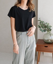 シンプルベーシックVネックTシャツ