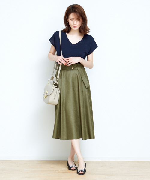 PICHE ABAHOUSE(ピシェ アバハウス)の「ビジューリボン オープントウパンプス(パンプス・レディース・ブラック/シルバー/オレンジ・40/38/39/35/36/37/34)」の17枚目の写真