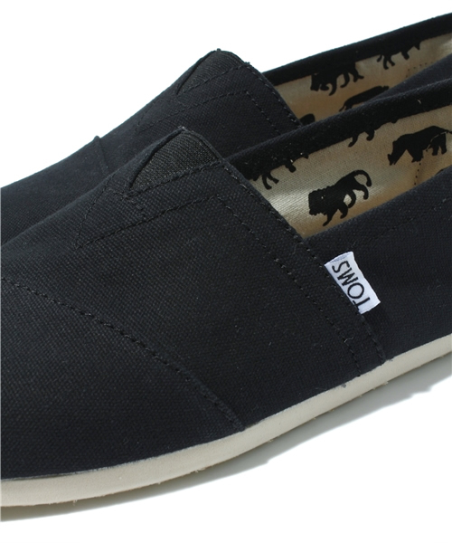 TOMS（トムス）の「2013 トムス 定番 メンズ クラシック キャンバス TOMS M CLSC Canvas（スニーカー・メンズ・ブラック/レッド/ネイビー・26cm/26.5cm/27cm/27.5cm/28cm）」の9枚目の写真
