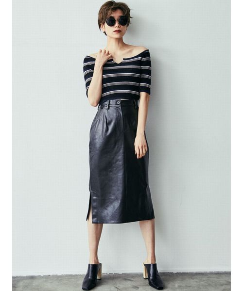 EMODA（エモダ）の「2WAYリブニットトップ（Tシャツ/カットソー・レディース・ブラック/レッド/その他/マスタード・FREE）」の17枚目の写真