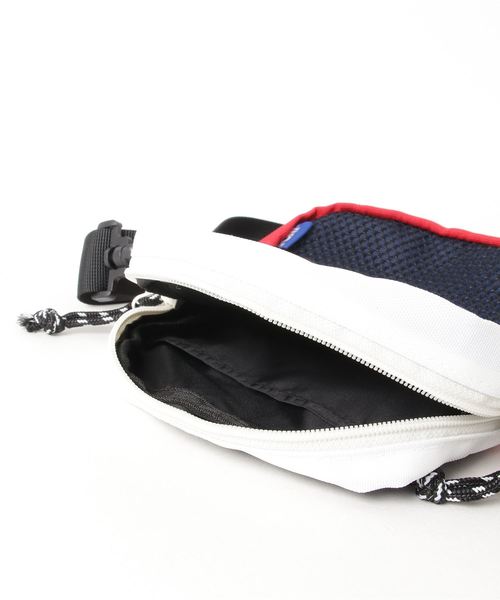 PONY（ポニー）の「【WEB限定】 【PONY】 ポニー ミニショルダーポーチ（ショルダーバッグ・メンズ・ブラック/その他35・フリー）」の5枚目の写真