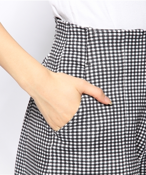 Chico(チコ)の「ギンガムハイウエストショートPT(その他パンツ・レディース・ブラック・FREE)」の5枚目の写真