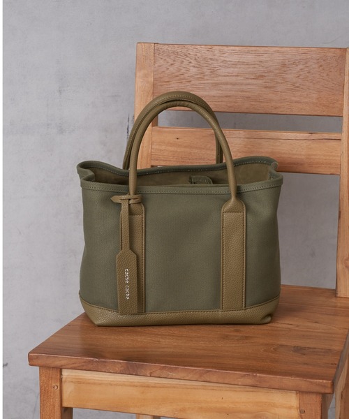 cache cache（カシュ カシュ）の「【cachecache カシュカシュ】パーテーショントートS（トートバッグ・レディース・ブラック/グレー/レオパード/シルバー/ゴールド/ベージュ/ブラウン/パイソン/ブラック×ブラック/ブラック系/グレー系/ベージュ系その他/ブラック系その他/ブルー/カーキ・フリー）」の10枚目の写真