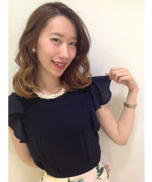 Chico（チコ）の「袖フリルT（Tシャツ/カットソー・レディース・イエロー/ホワイト/グレー/ネイビー・FREE）」の4枚目の写真