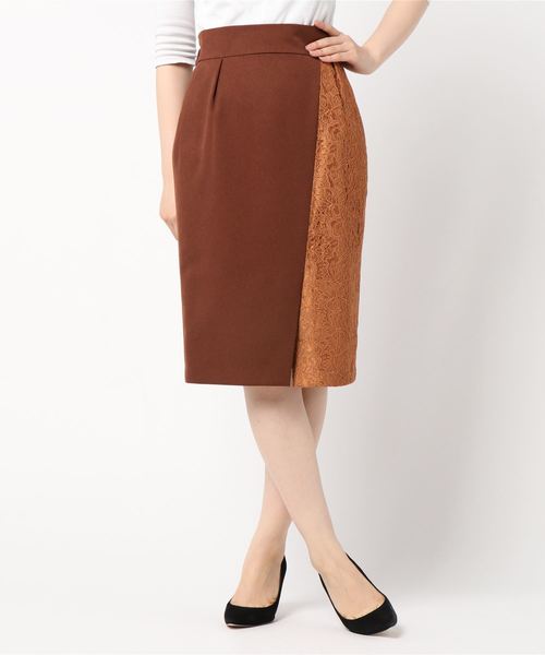 TRUDEA(トルディア)の「レース×無地 タイトスカート(スカート・レディース・ベージュ/ネイビー/ブラウン/ピンク・SMALL/MEDIUM/LARGE)」の1枚目の写真