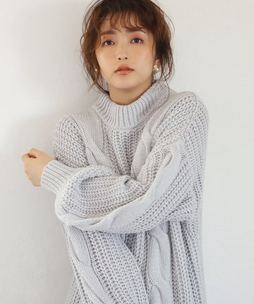 one after another NICE CLAUP（ワンアフターアナザーナイスクラップ）の「【WEB STORE限定】ニットケーブルワンピース（ワンピース・レディース・ベージュ/グレー/アイボリー/モカ・FREE）」の14枚目の写真