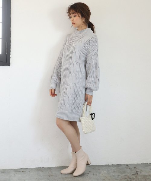 one after another NICE CLAUP（ワンアフターアナザーナイスクラップ）の「【WEB STORE限定】ニットケーブルワンピース（ワンピース・レディース・ベージュ/グレー/アイボリー/モカ・FREE）」の17枚目の写真