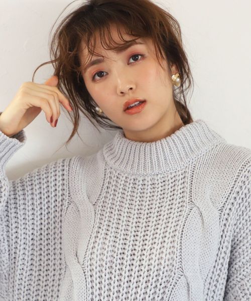 one after another NICE CLAUP（ワンアフターアナザーナイスクラップ）の「【WEB STORE限定】ニットケーブルワンピース（ワンピース・レディース・ベージュ/グレー/アイボリー/モカ・FREE）」の7枚目の写真