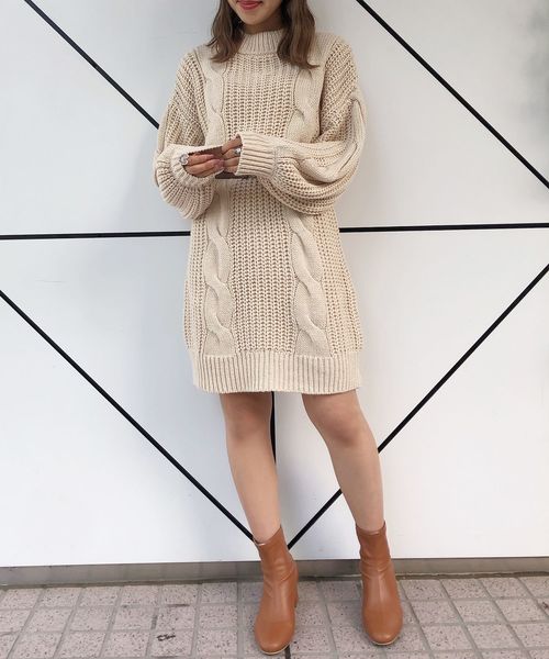 one after another NICE CLAUP（ワンアフターアナザーナイスクラップ）の「【WEB STORE限定】ニットケーブルワンピース（ワンピース・レディース・ベージュ/グレー/アイボリー/モカ・FREE）」の13枚目の写真