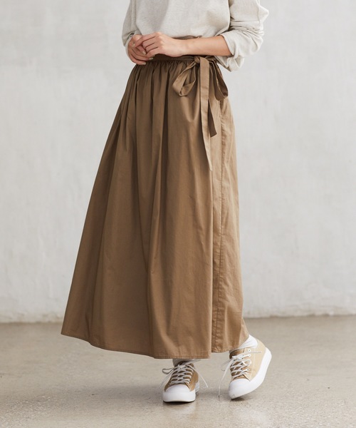 CRAFT STANDARD BOUTIQUE(クラフトスタンダードブティック)の「ラップ風ギャザーロングスカート●*(スカート・レディース・チャコールグレー/ベージュ/カーキ/テラコッタ・M/L)」の3枚目の写真