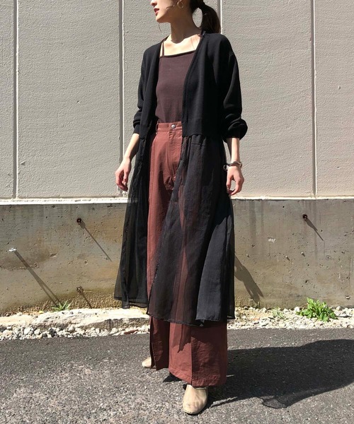 &g'aime(アンジェム)の「【&g'aime】楊柳レイヤードロングカーディガン/シースルーカーディガン(カーディガン/ボレロ・レディース・ブラック/ライトグレー/ライトベージュ・FREE)」の2枚目の写真