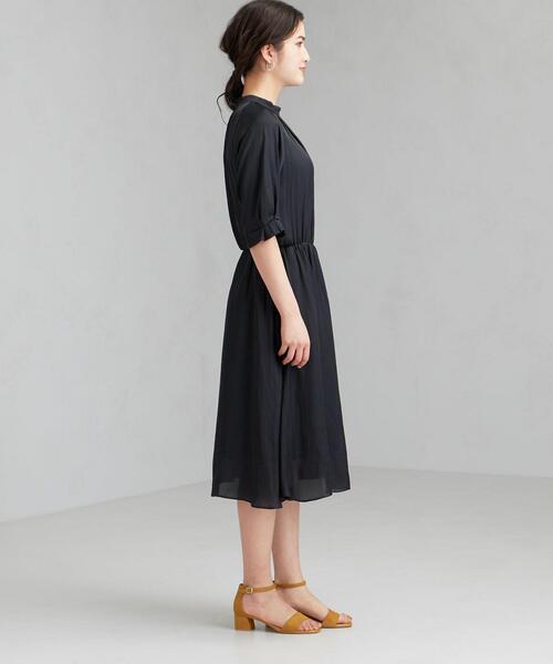 green label relaxing(グリーンレーベルリラクシング)の「CS タック ソデ ギャザー ワンピース(ワンピース・レディース・ネイビー・FREE)」の10枚目の写真