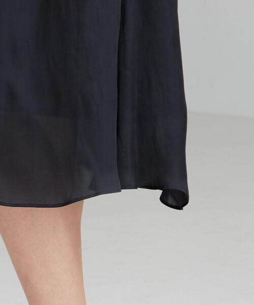 green label relaxing(グリーンレーベルリラクシング)の「CS タック ソデ ギャザー ワンピース(ワンピース・レディース・ネイビー・FREE)」の4枚目の写真