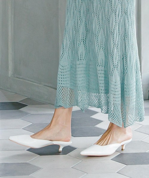 KOBE LETTUCE（コウベレタス）の「キトゥンヒールミュール（サンダル・レディース・ホワイト/ブラック/ベージュ/パープル/シルバー/キャメル・LL/S/M/L）」の2枚目の写真