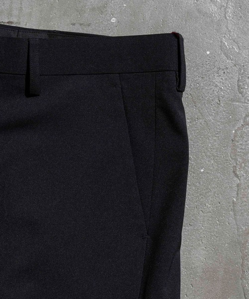 MAISON SPECIAL（メゾンスペシャル）の「【SPECIAL FACTORY コラボ】吸水速乾/ウォッシャブル/防シワ/ストレッチ マルチファブリックスラックス 【MAISON SPECIAL/メゾンスペシャル】■セットアップ対応■（スラックス・メンズ・カーキ/ダークネイビー/ネイビー/グレー/ブラック・44/46/48）」の7枚目の写真