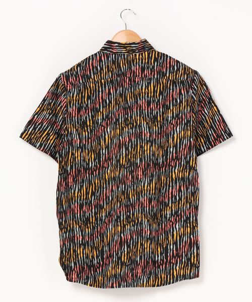 VOLCOM(ボルコム)の「【VOLCOM】HIGH BALL S/S(シャツ/ブラウス・メンズ・ホワイト/ブラック・MEDIUM/SMALL/LARGE)」の4枚目の写真